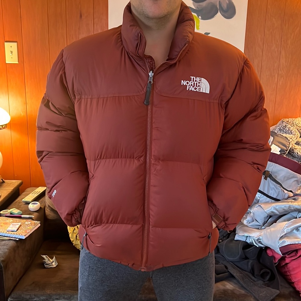 The North Face Puff 700 Fill Down Red Men’s Medium Jacket